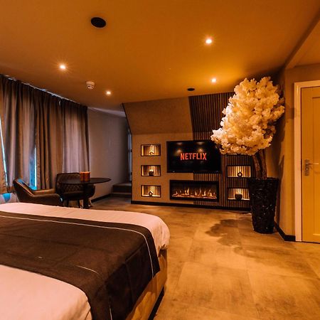Hotel Buren Buren  Zewnętrze zdjęcie