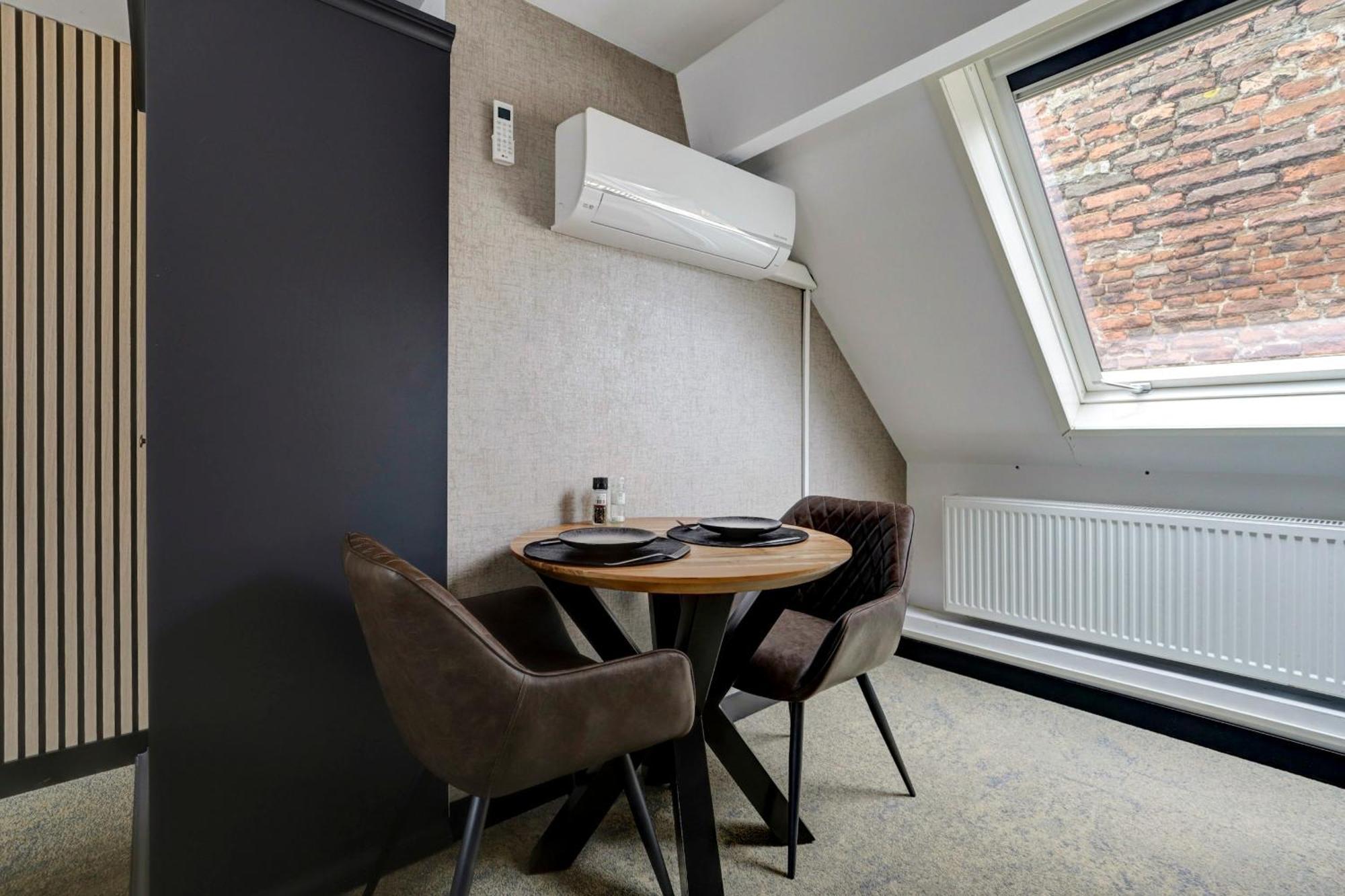 Hotel Buren Buren  Zewnętrze zdjęcie