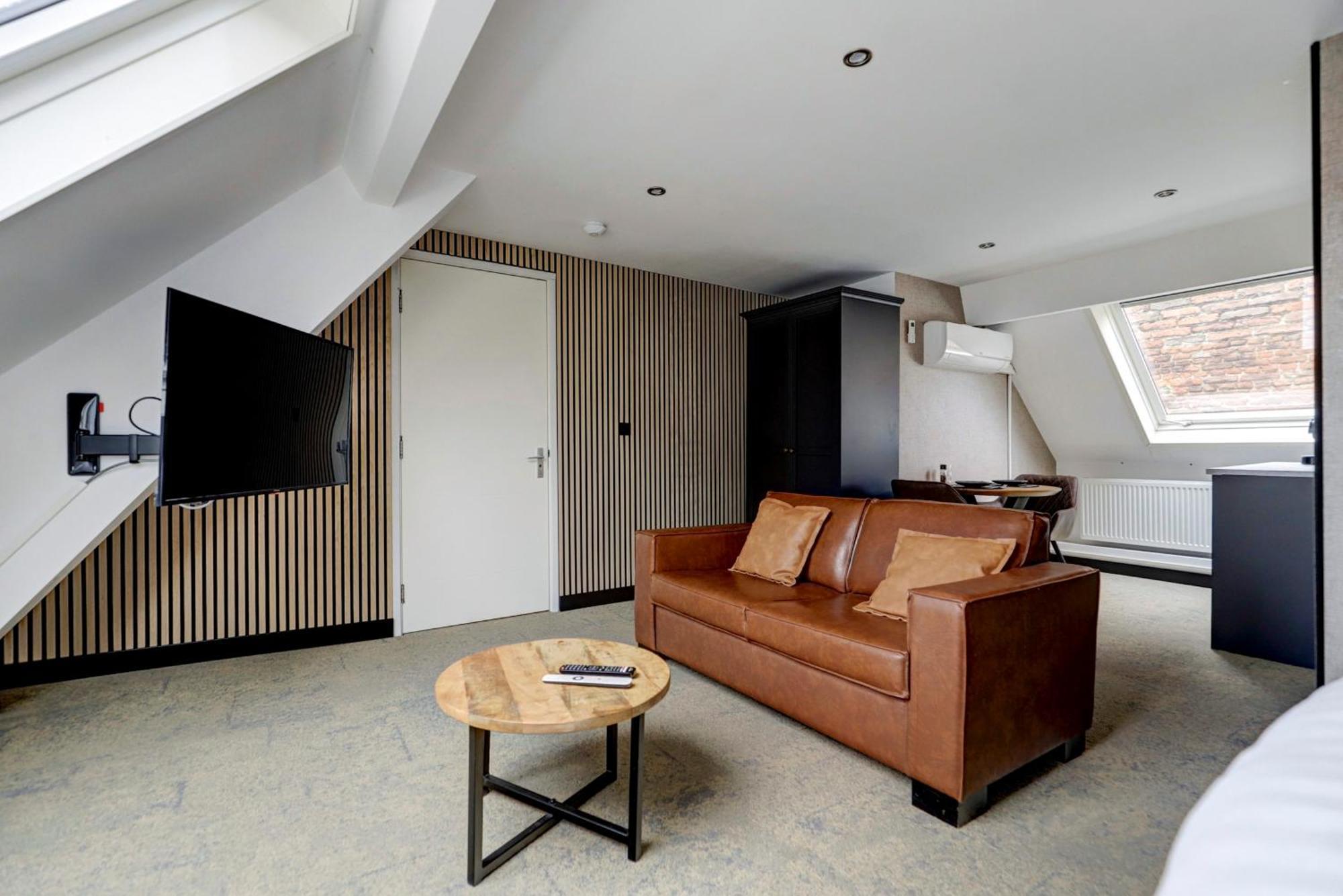 Hotel Buren Buren  Zewnętrze zdjęcie
