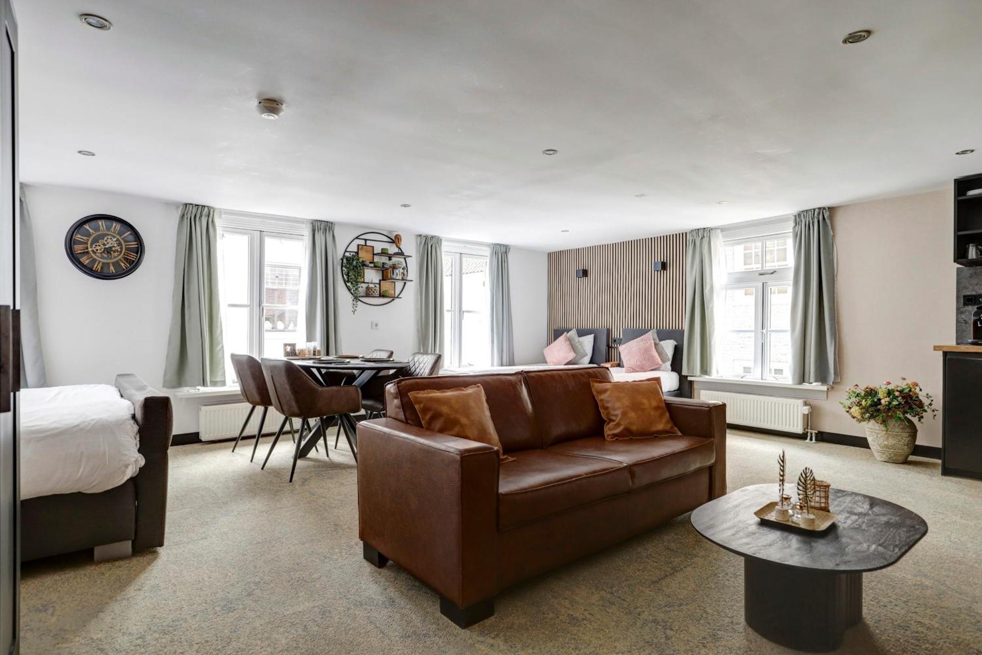 Hotel Buren Buren  Zewnętrze zdjęcie