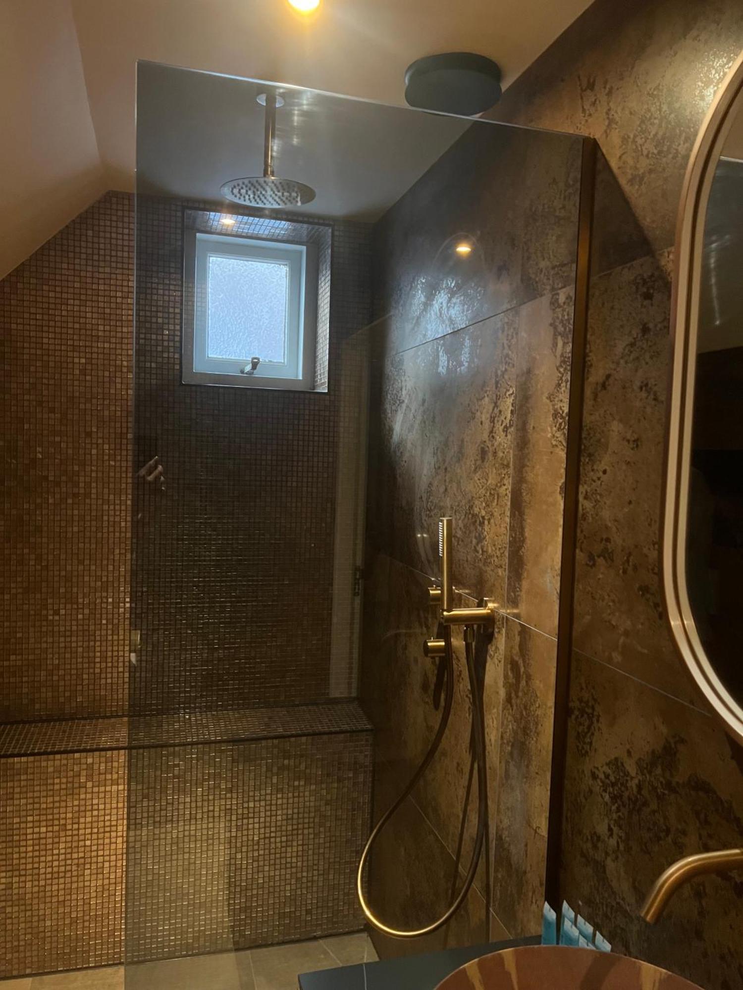 Hotel Buren Buren  Zewnętrze zdjęcie