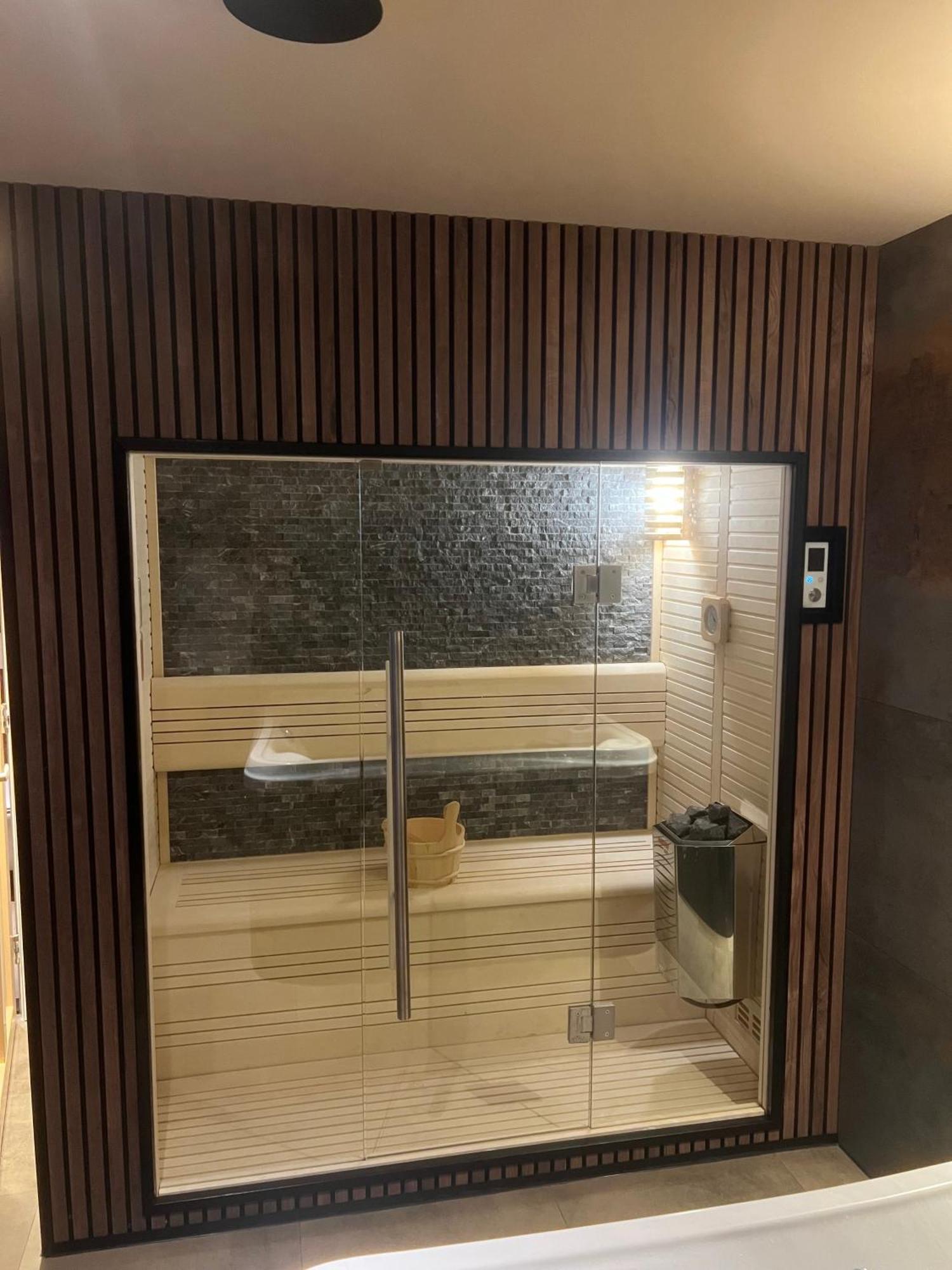 Hotel Buren Buren  Zewnętrze zdjęcie