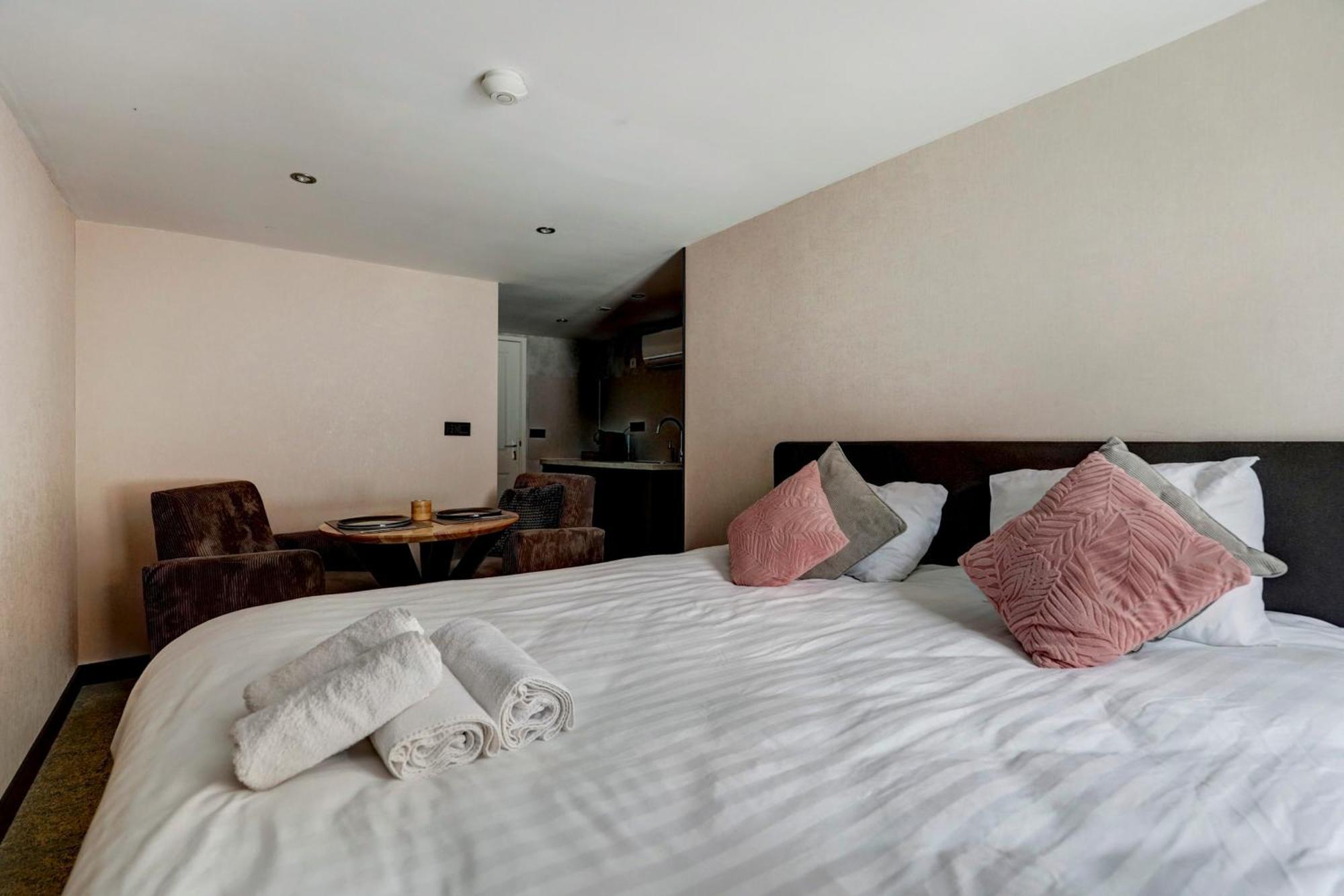 Hotel Buren Buren  Zewnętrze zdjęcie